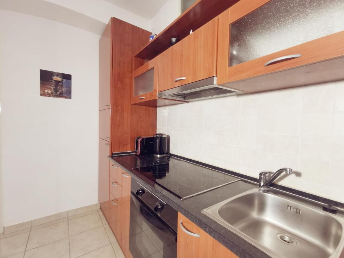 One Bedroom Apartment In The Old Town Сплит Экстерьер фото
